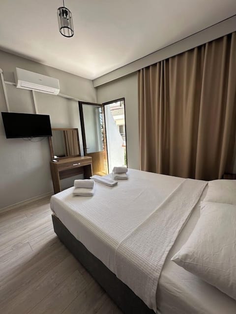Standard Double or Twin Room, City View | Free WiFi
