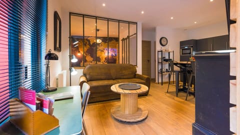 Deluxe Apartment, City View | 1 bedroom, free WiFi