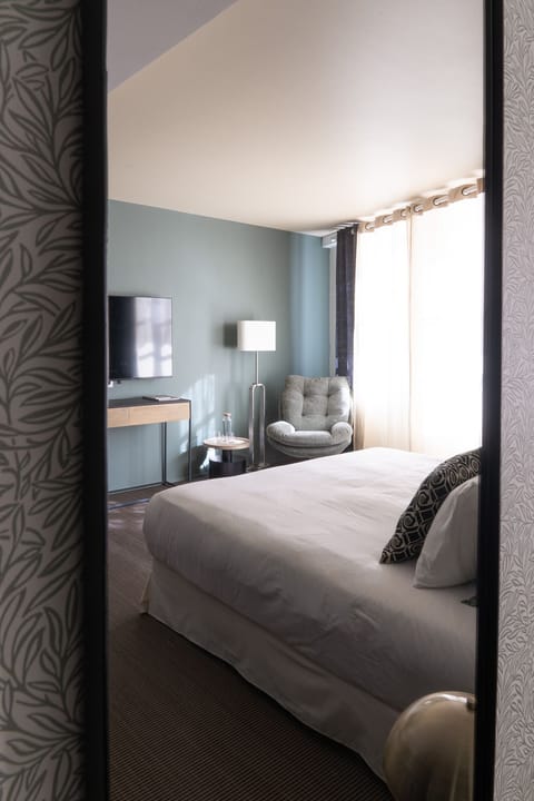 Superior Suite, Ensuite | Premium bedding, in-room safe, individually decorated