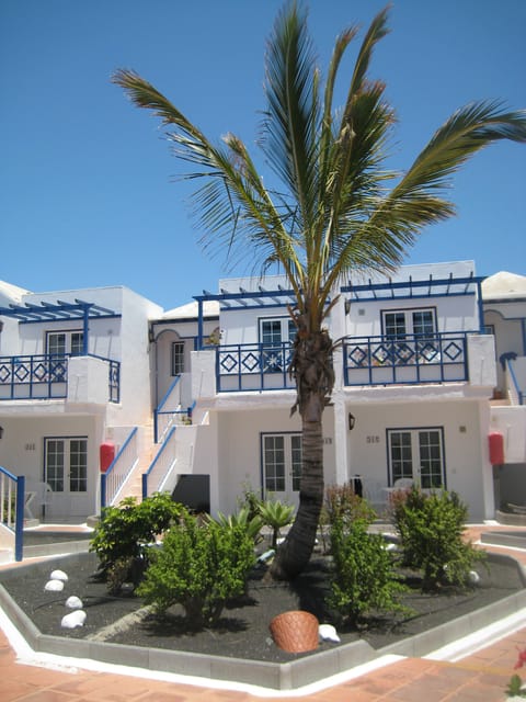 Basic Studio | In-room safe, blackout drapes, free cribs/infant beds, WiFi