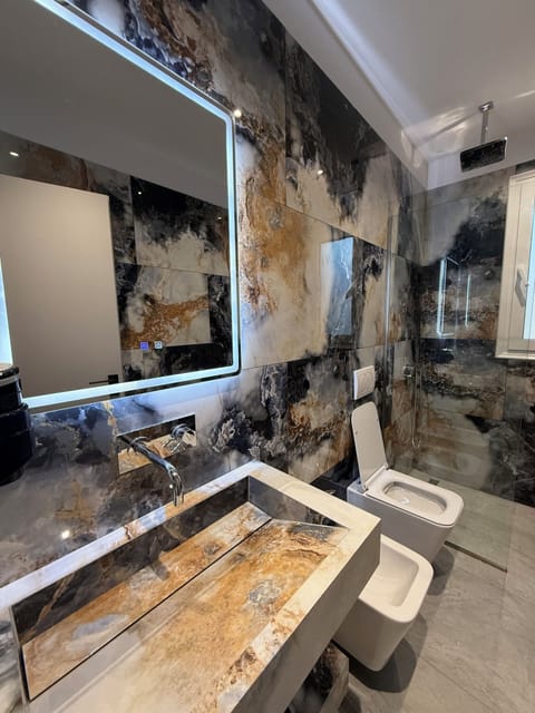 Deluxe Double Room, Balcony | Desk, soundproofing, free WiFi