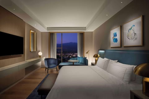 In-room safe, iron/ironing board, free WiFi, bed sheets