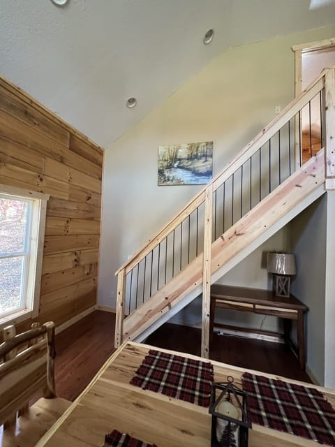 Cabin, Private Bathroom, Mountain View (Little Bear Cabin) | Interior