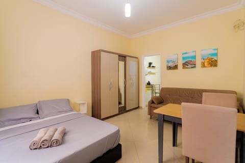 SUH Copacabana 49 | 1 bedroom, free WiFi, bed sheets