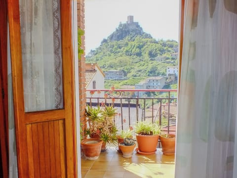 Apartment, Balcony, Mountain View | Balcony