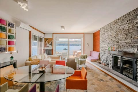 Villa, Multiple Beds, Patio, Mountain View (Villa Ranco) | Living area | 42-inch flat-screen TV with digital channels, fireplace