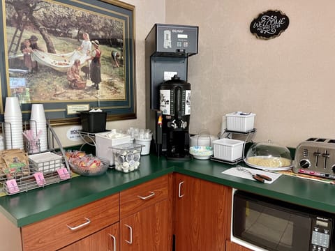 Free daily full breakfast