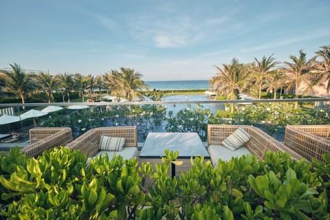 Infinity pool