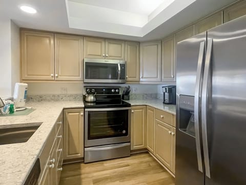 Villa, 1 King Bed with Sofa bed, Kitchen, Beach View (1824 Beachside Tennis) | Private kitchen | Coffee/tea maker, dining tables