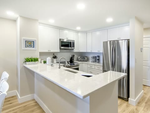 Villa, Multiple Beds, Kitchen (1835 Beachside Tennis) | Private kitchen | Coffee/tea maker, dining tables