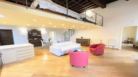 Apartment, 2 Bedrooms, Smoking, Balcony | Interior