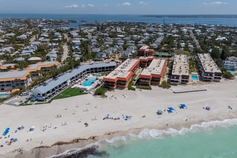 Condo, 2 Bedrooms | Beach | Beach nearby