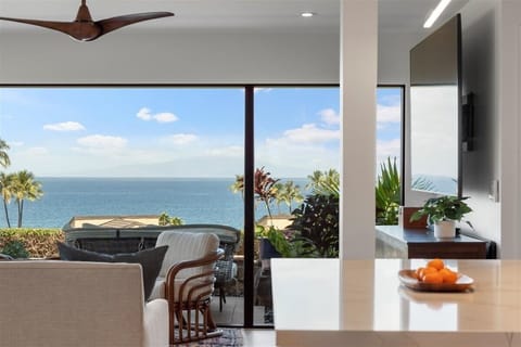 Condo, 1 Bedroom | Living area | Smart TV