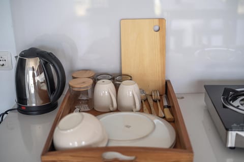 Comfort Villa, Garden View | Coffee and/or coffee maker