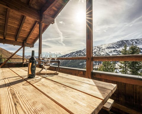 House | Balcony