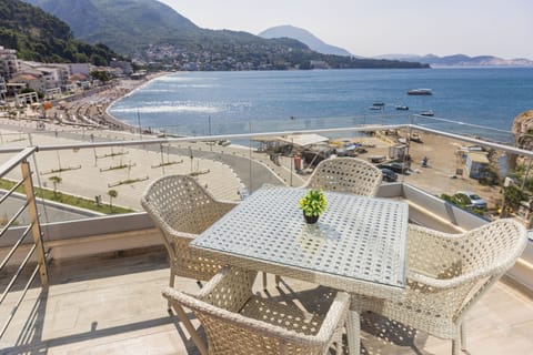 Deluxe Double Room, Balcony | Terrace/patio