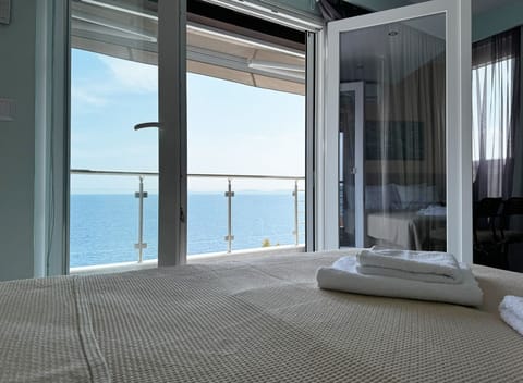 Exclusive Studio Suite | Terrace/patio