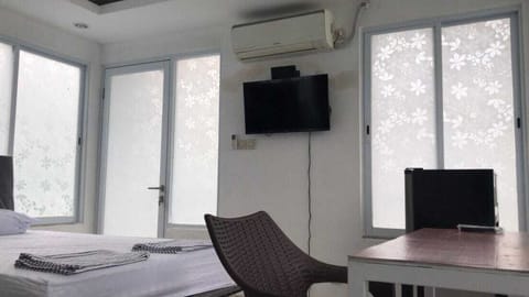 Standard Double Room, Balcony | Free WiFi