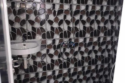 Standard Double Room, Balcony | Bathroom | Shower, free toiletries, toilet paper