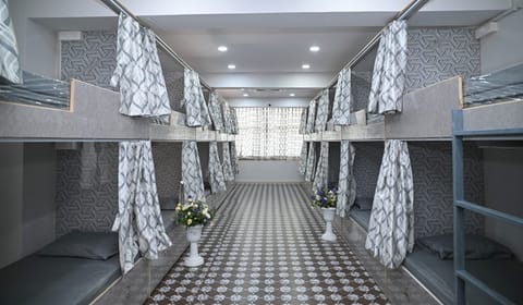 Economy Shared Dormitory | Free WiFi