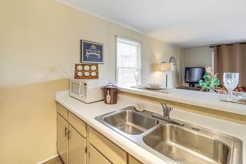 Apartment (0 Bedroom) | Interior