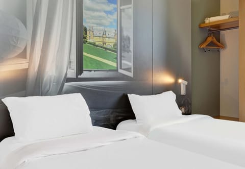 Twin Room, Non Smoking | Premium bedding, desk, soundproofing, cribs (free)