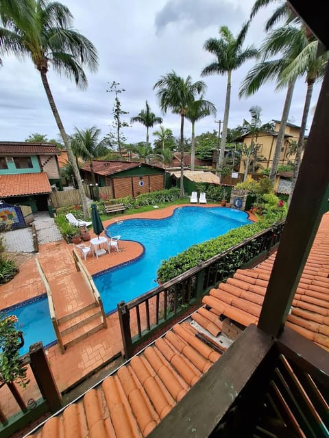 Outdoor pool, open 8:00 AM to 11:00 AM, pool umbrellas, sun loungers