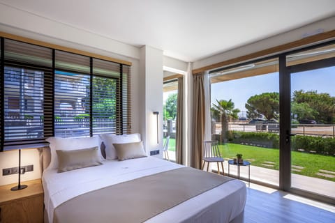 Deluxe Double Room, Sea View | Soundproofing, free WiFi