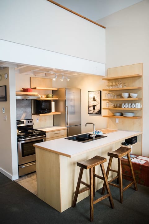 Oceanfront Loft Condo 26 -20180080 | Private kitchen | Full-size fridge, microwave, oven, dishwasher