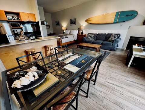 Oceanfront Studio Condo 14 - 20180530  | Private kitchen | Full-size fridge, microwave, oven, dishwasher