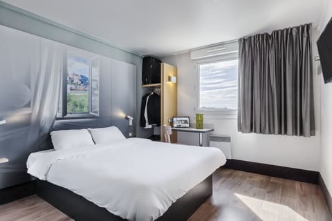 Double Room, Non Smoking | Soundproofing, free WiFi, bed sheets