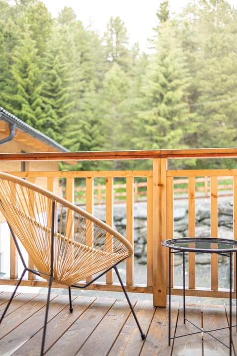Chalet | Balcony