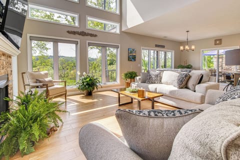 House (3 Bedrooms) | Front of property