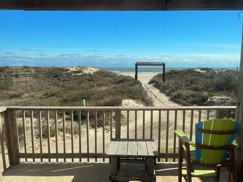 Condo, 1 Bedroom | Property grounds