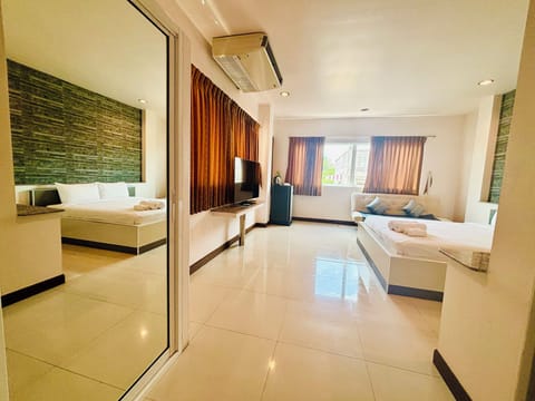 Family Double Room, City View | Room amenity