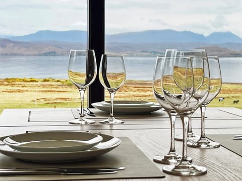 Cottage | Dining