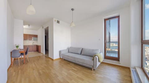 Apartment (133) | Living area | Flat-screen TV