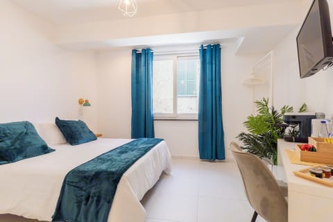 Classic Double Room | Frette Italian sheets, premium bedding, down comforters