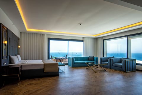 In-room safe, desk, laptop workspace, soundproofing