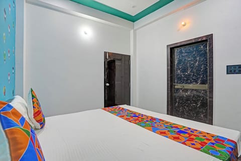 Egyptian cotton sheets, premium bedding, in-room safe, free WiFi