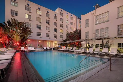 2 outdoor pools, open 7:00 AM to 7:00 PM, sun loungers