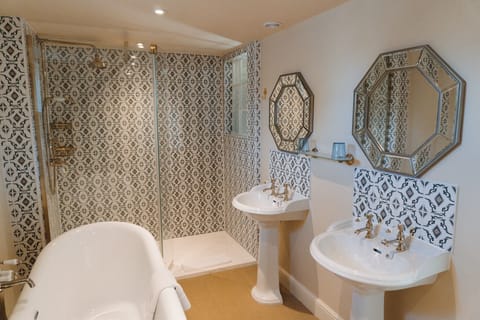 Free toiletries, hair dryer, towels, soap