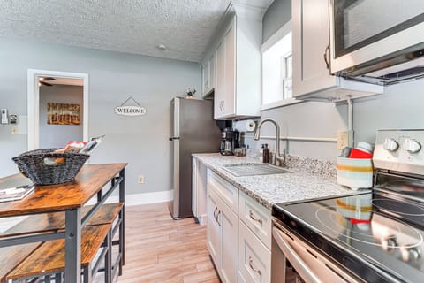 House (1 Bedroom) | Interior