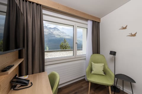 Swallow's Nest | 1 bedroom, hypo-allergenic bedding, down comforters, in-room safe