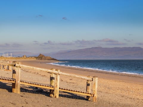 Cottage | Beach
