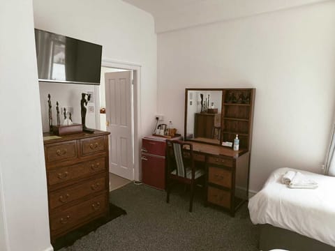 Superior Double Room, City View | Iron/ironing board, free WiFi