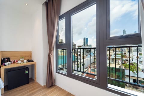 Deluxe Room | Premium bedding, pillowtop beds, soundproofing, free WiFi