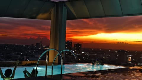 Outdoor pool, sun loungers