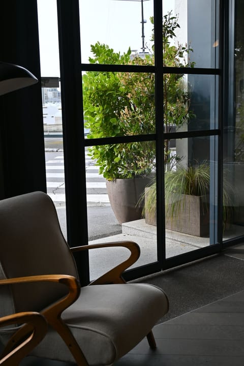 Classic Double or Twin Room, Ensuite | In-room safe, desk, soundproofing, iron/ironing board