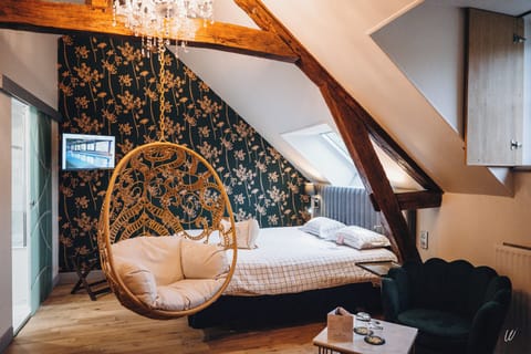 Deluxe Double Room | Pillowtop beds, minibar, in-room safe, individually decorated